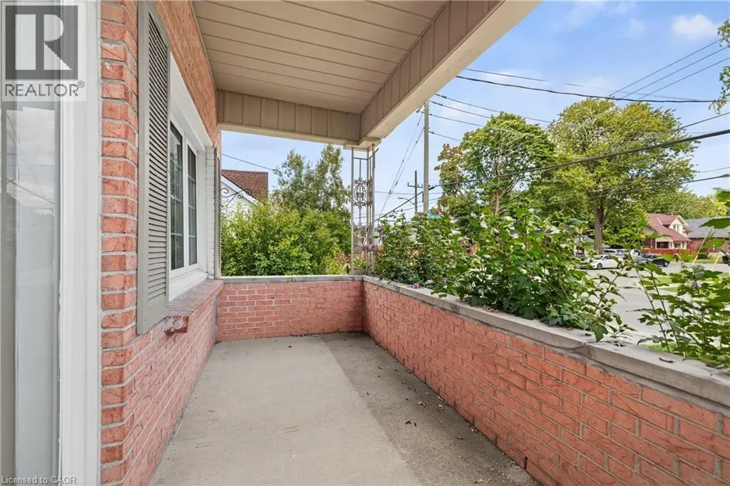 233 HIGH Street