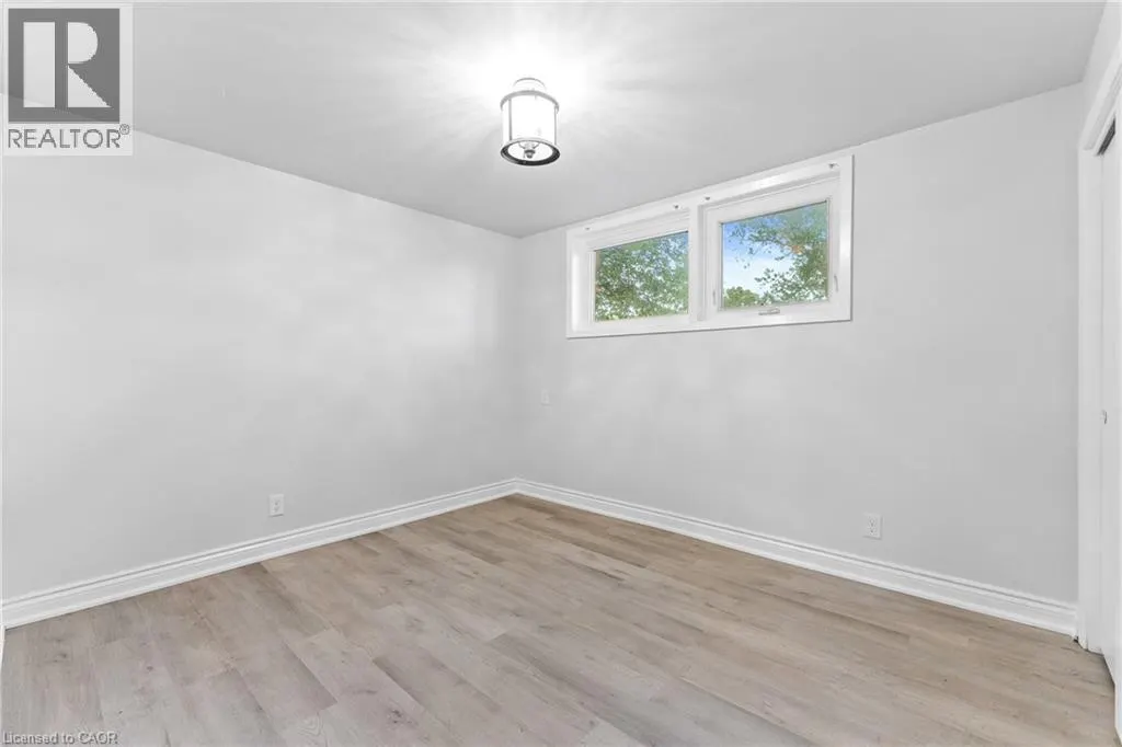 366 DALE Crescent