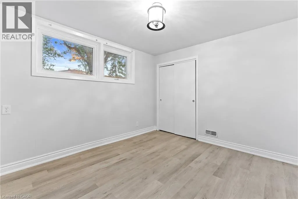 366 DALE Crescent