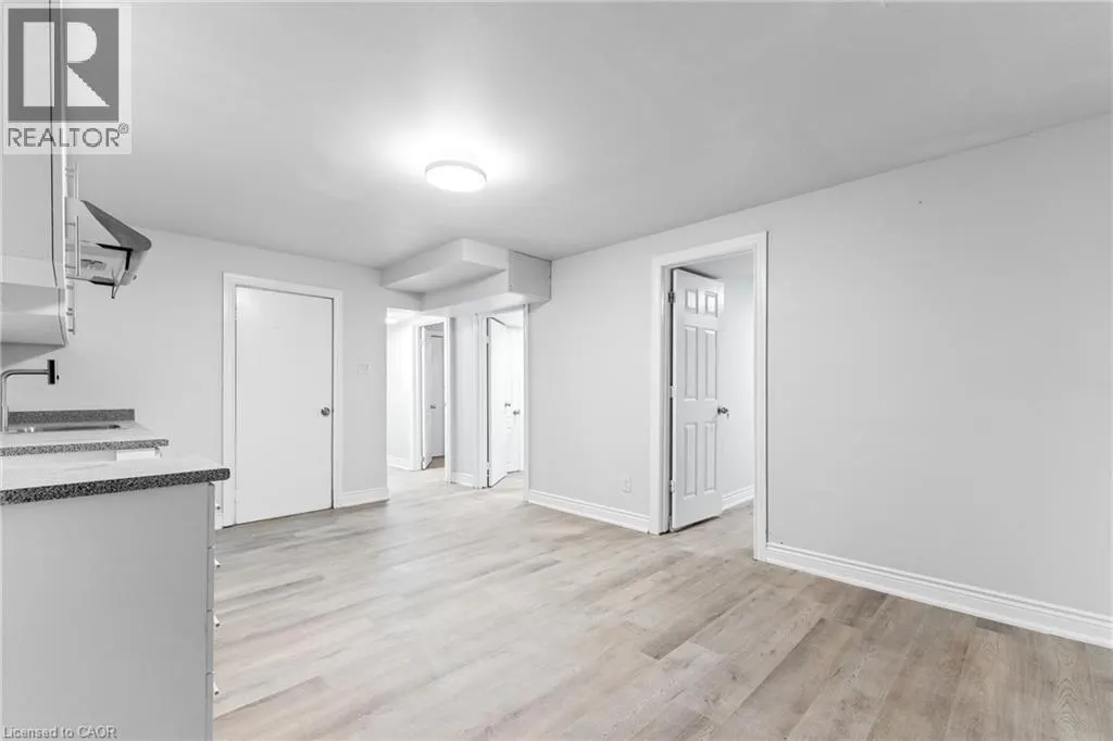 366 DALE Crescent