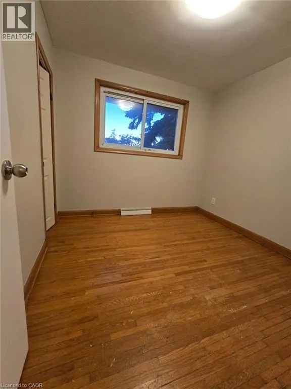 26 GLENGARRY Road Unit# Main, #Main