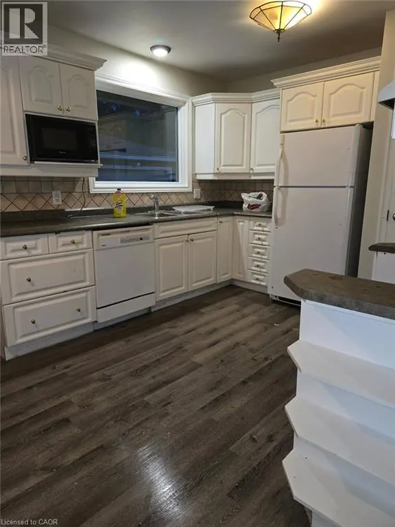26 GLENGARRY Road Unit# Main, #Main
