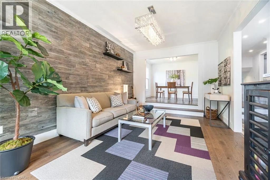 362 PRINCE OF WALES Drive