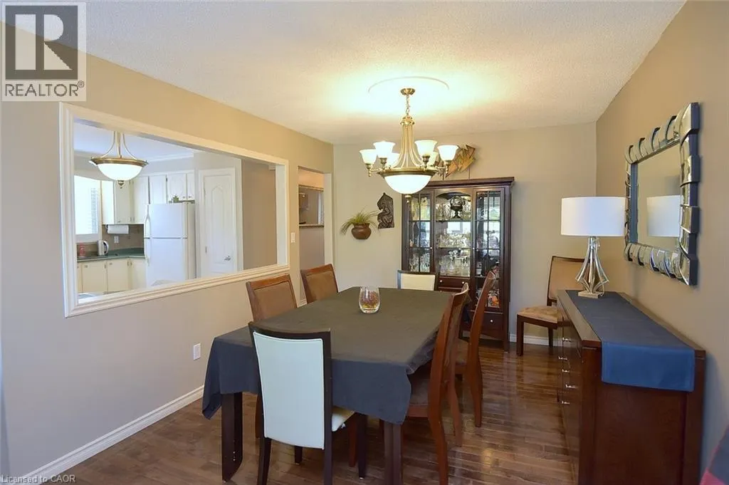39 MARKSON Crescent