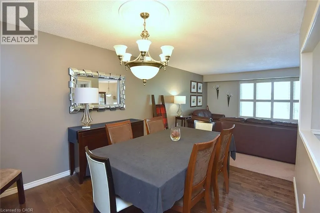 39 MARKSON Crescent