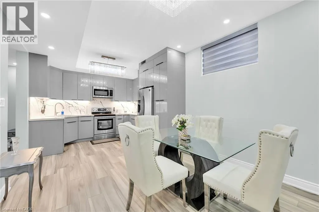 25 HIGHBURY Drive