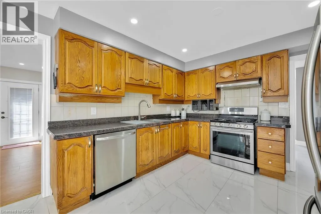 25 HIGHBURY Drive