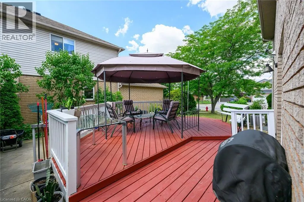 25 HIGHBURY Drive
