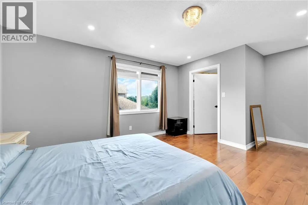 25 HIGHBURY Drive