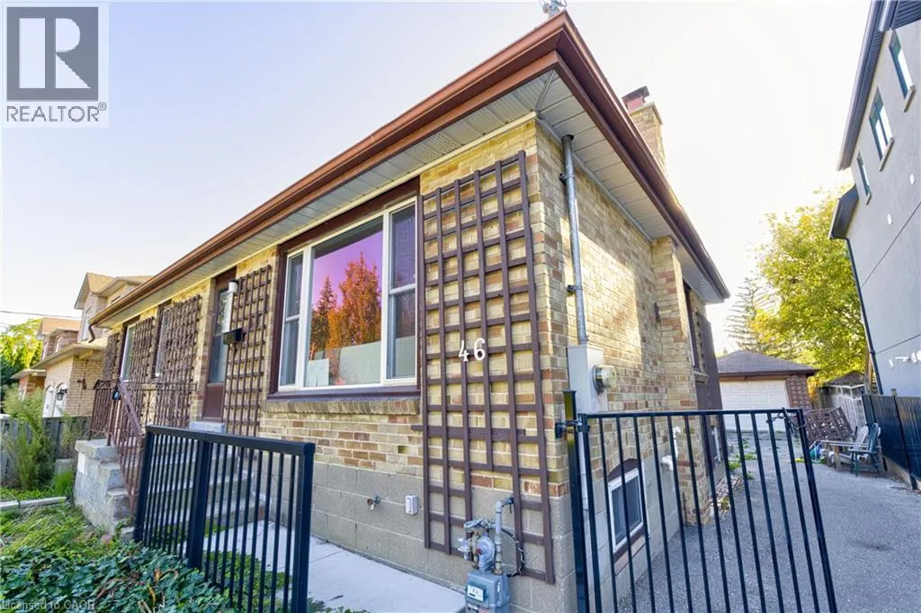 46 WOODLAWN Avenue