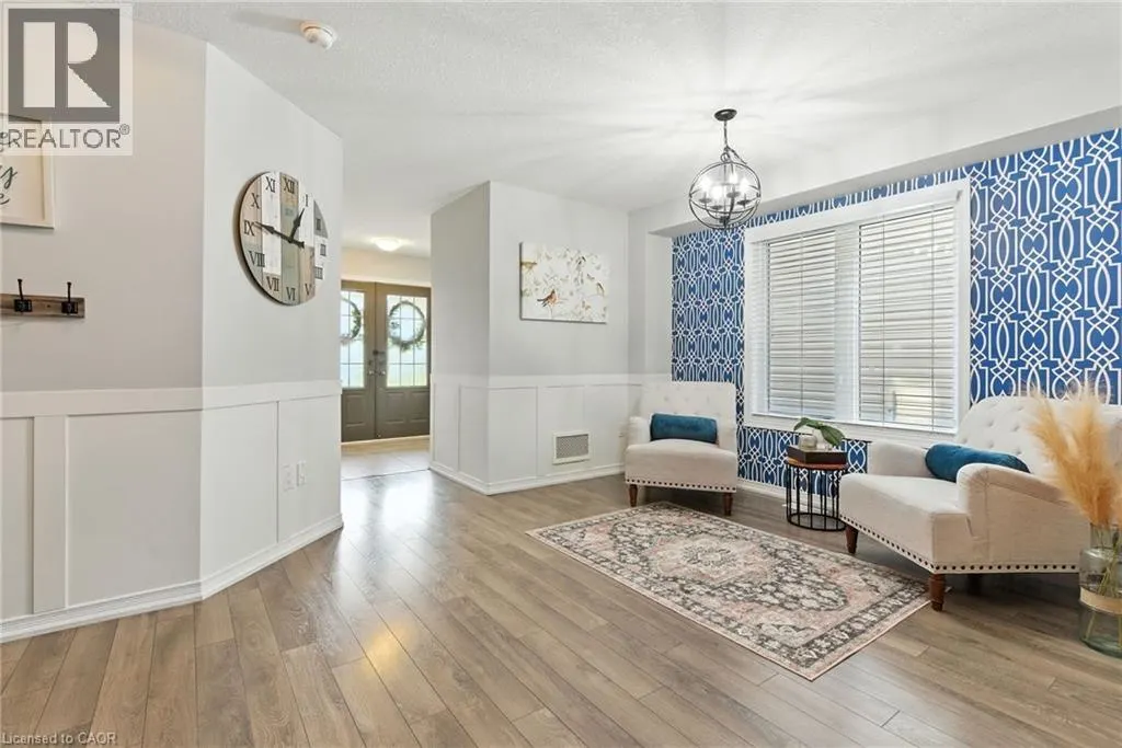 8769 DOGWOOD Crescent