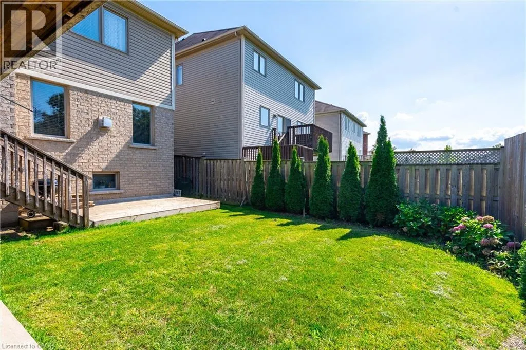8769 DOGWOOD Crescent