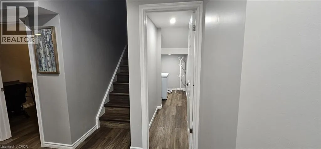 8769 DOGWOOD Crescent