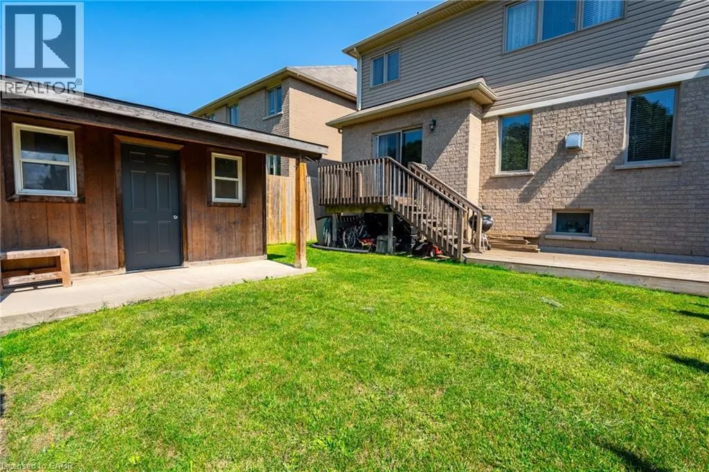 8769 DOGWOOD Crescent