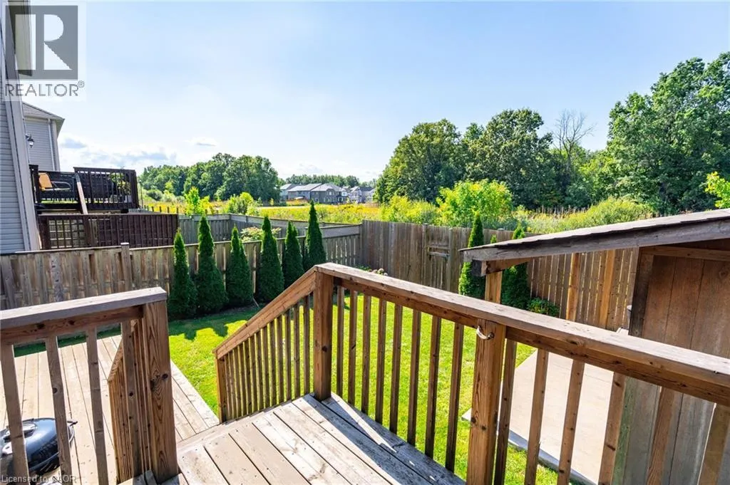 8769 DOGWOOD Crescent
