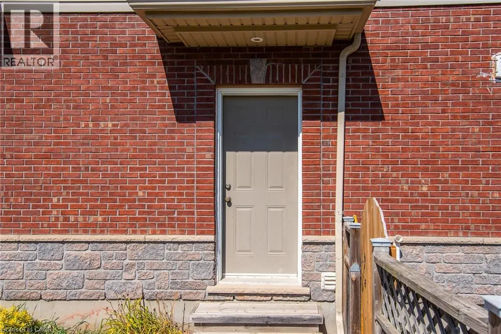 2 VALEBROOK Street