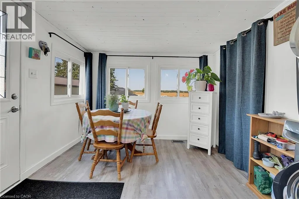 1645 LAKESHORE Road