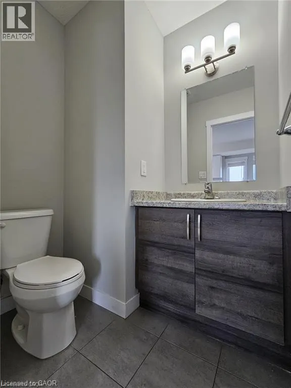 160 ROCHEFORT Street Unit# C3, #C3
