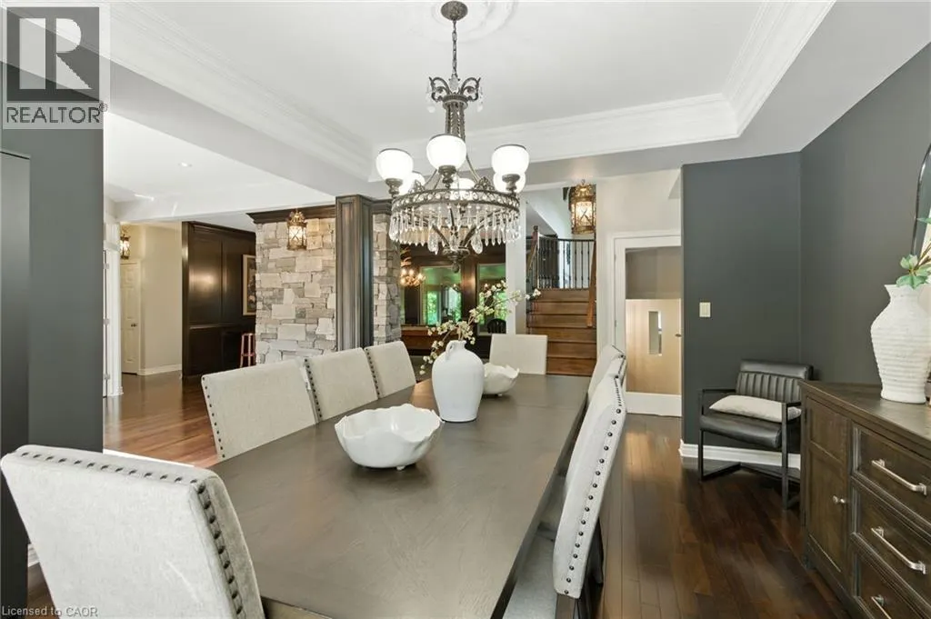 26 PARKSHORE Place