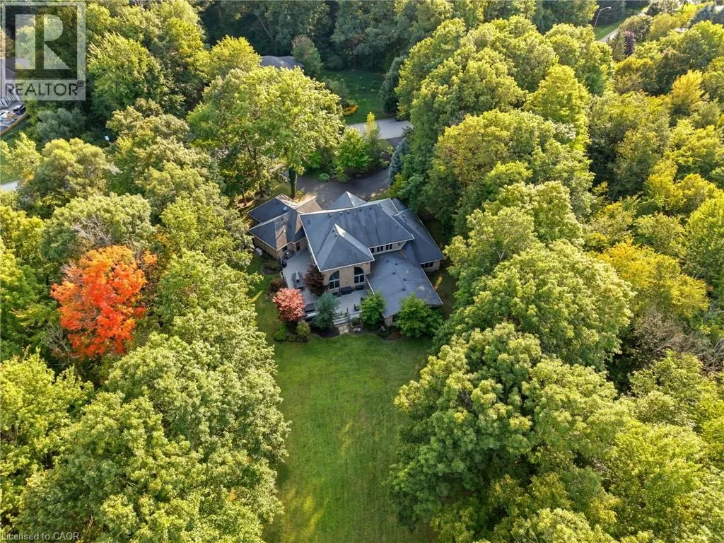 26 PARKSHORE Place