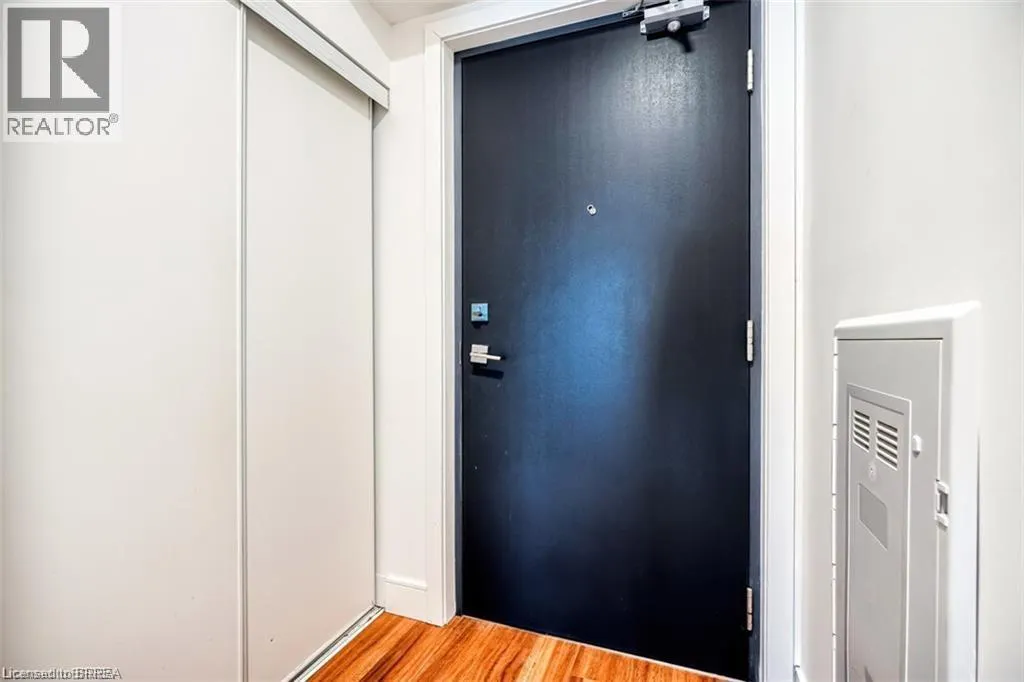 1 WELLINGTON Street Unit# 715, #715