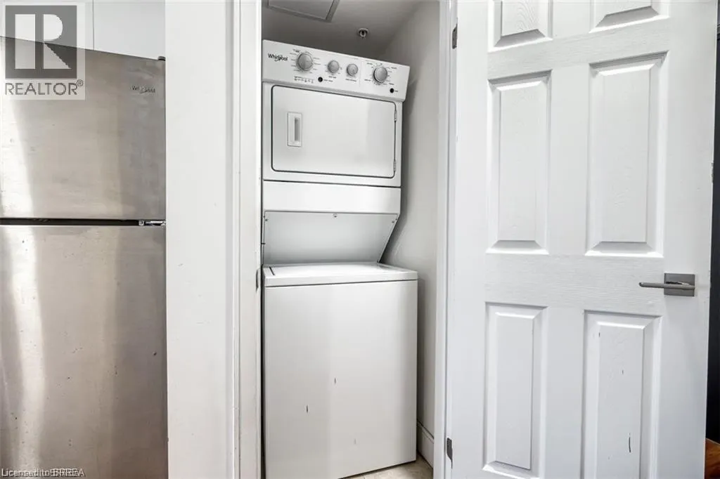 1 WELLINGTON Street Unit# 715, #715