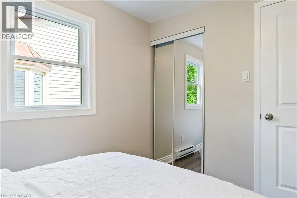 13 NORMANDY Place