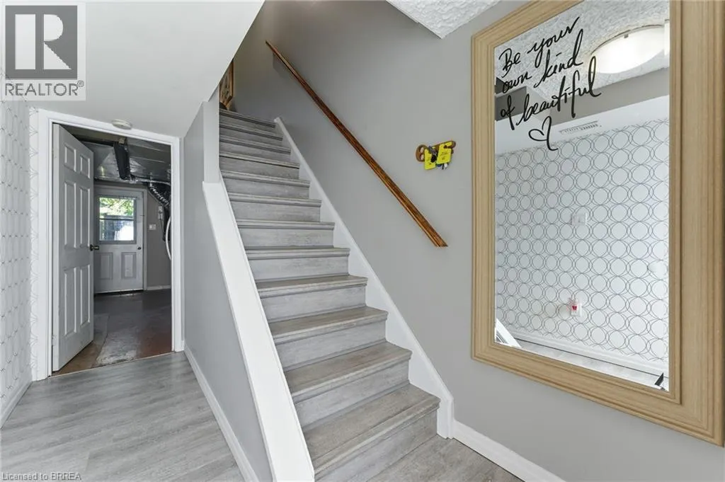 287 STANLEY Street Unit# C, #C