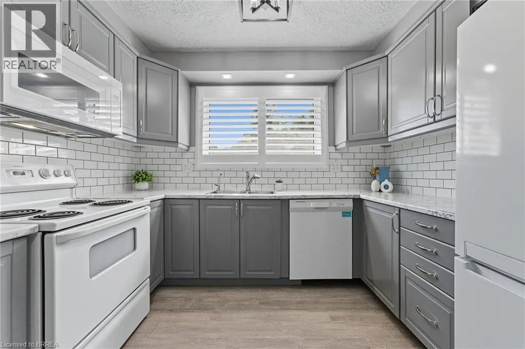 287 STANLEY Street Unit# C, #C