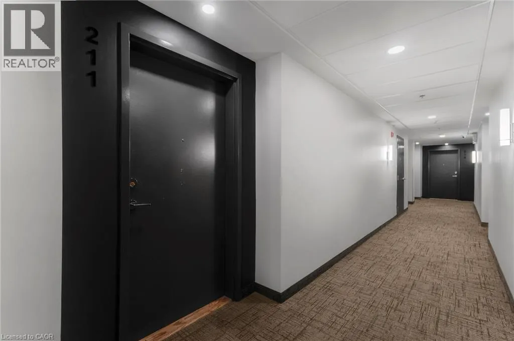 110 FERGUS Avenue Unit# 211, #211