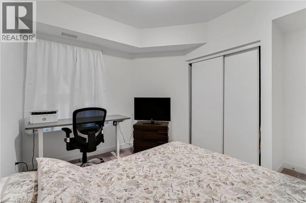 110 FERGUS Avenue Unit# 211, #211