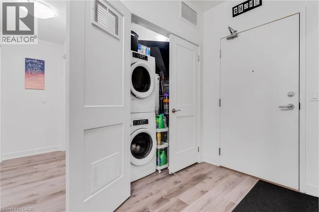110 FERGUS Avenue Unit# 211, #211