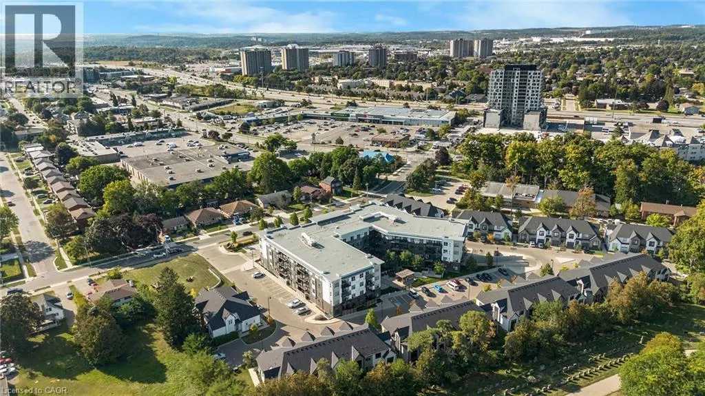110 FERGUS Avenue Unit# 211, #211