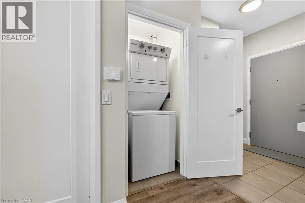 16 CONCORD PLACE Place Unit# 402, #402