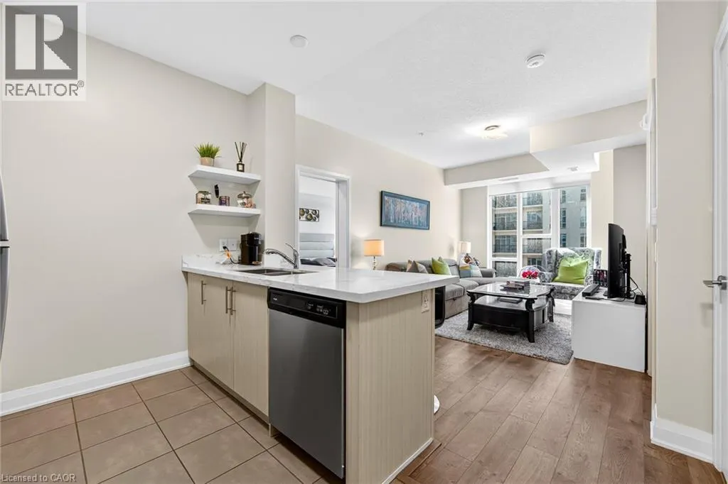 16 CONCORD PLACE Place Unit# 402, #402