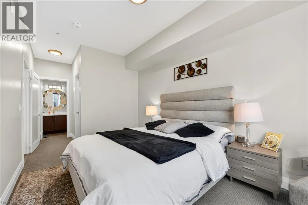 16 CONCORD PLACE Place Unit# 402, #402