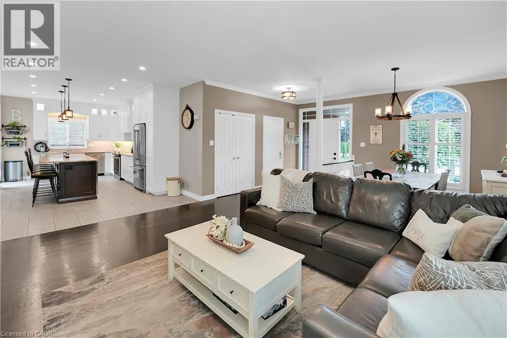 4116 WALCOT Court