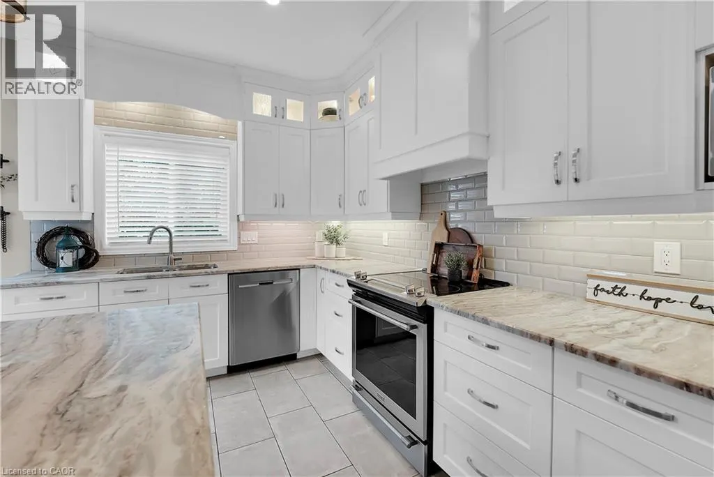 4116 WALCOT Court