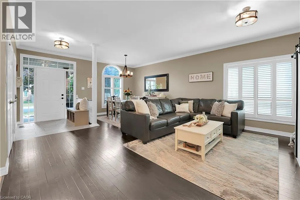 4116 WALCOT Court