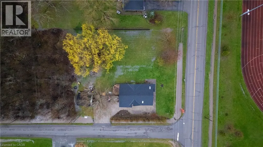 1093 SUNSET Drive
