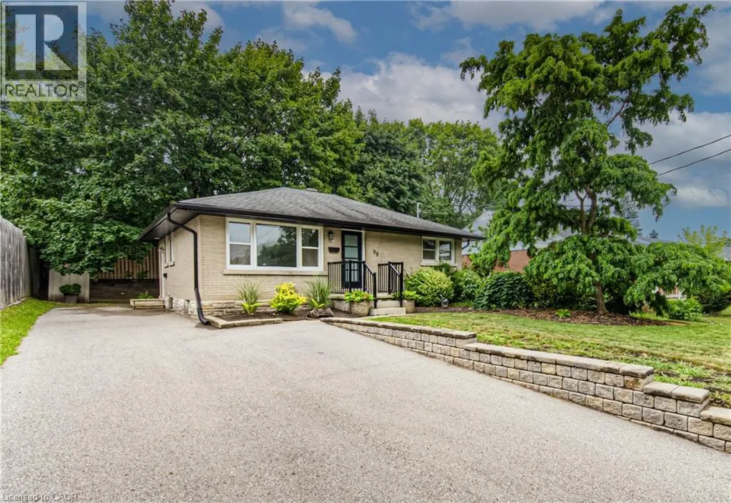 98 HARBER Avenue