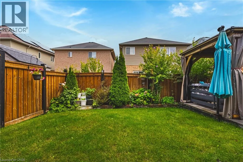 11 WEATHERING HEIGHTS DRIVE Drive