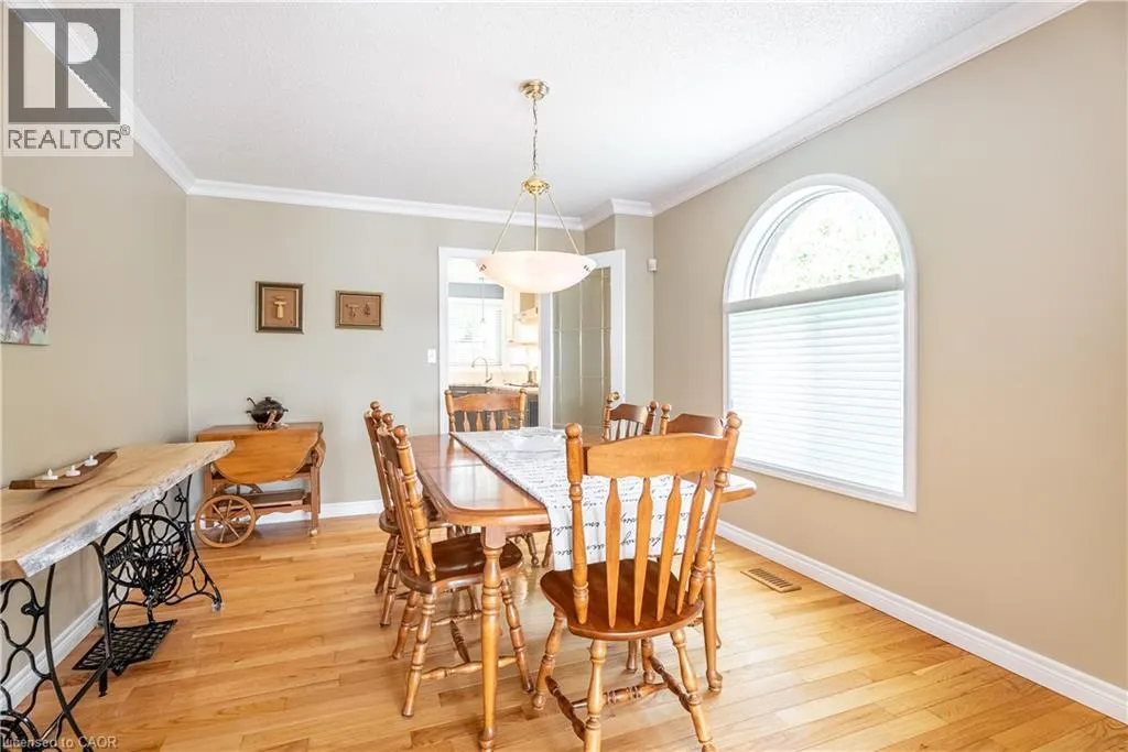 26 GOWINLOCK Court