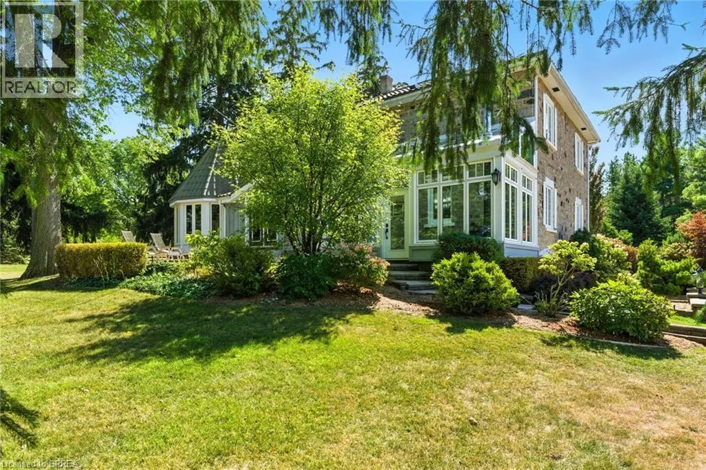 143 EAST RIVER Road