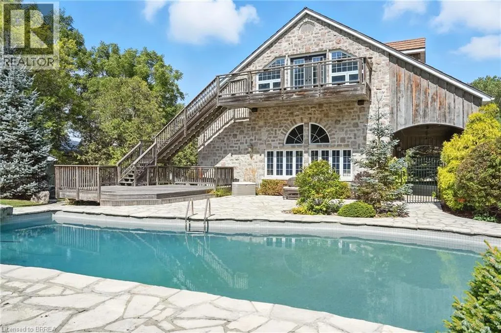 143 EAST RIVER Road