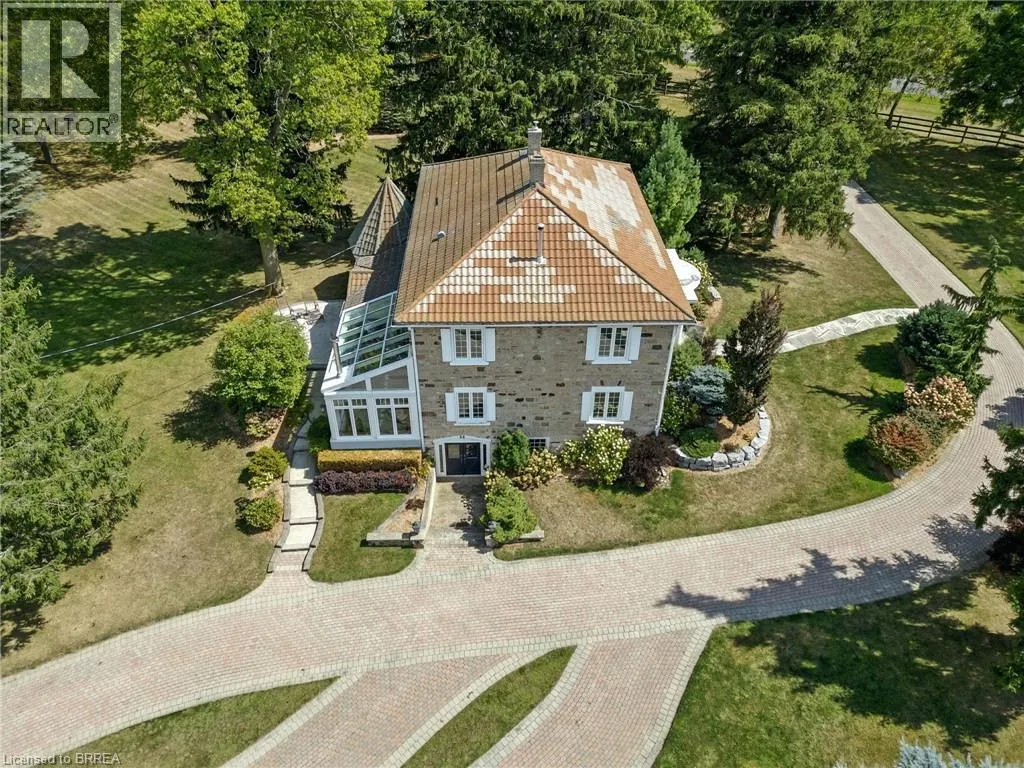 143 EAST RIVER Road