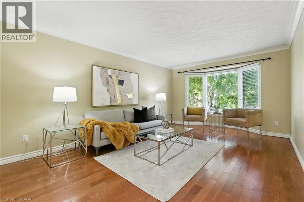 6 RENATA Court