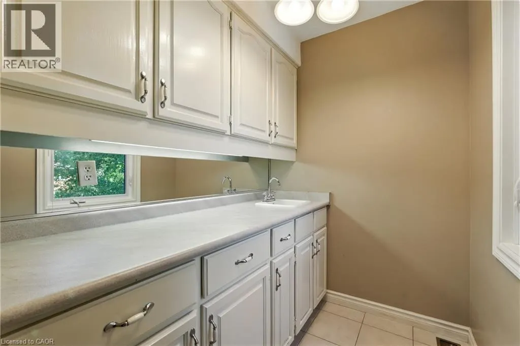 6 RENATA Court