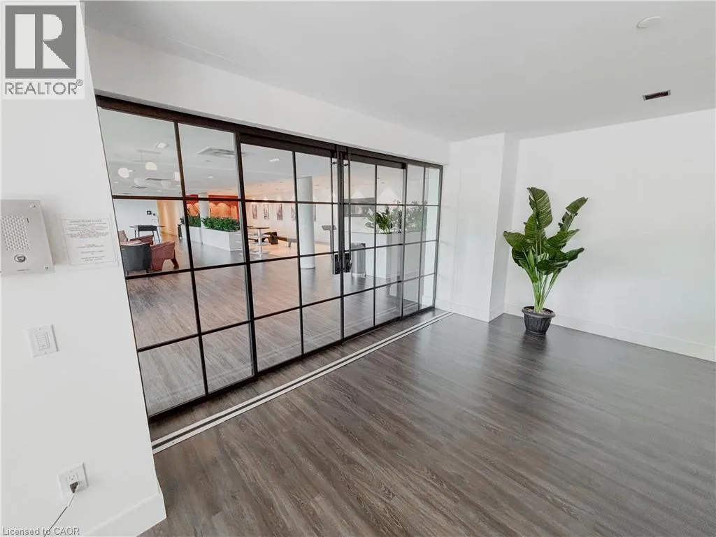 25 WELLINGTON Street S Unit# 1602, #1602