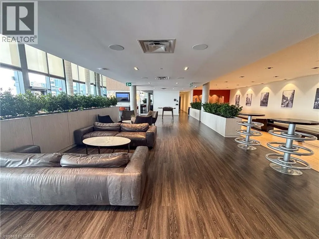25 WELLINGTON Street S Unit# 1602, #1602